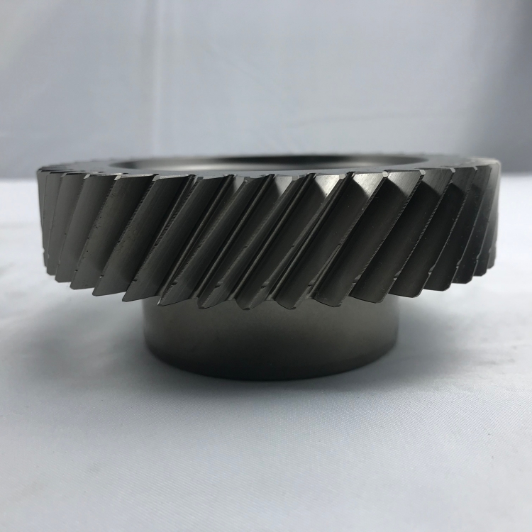 ZF 1333303043 Винтовая шестерня 43 зубчатая шестерня промежуточного вала