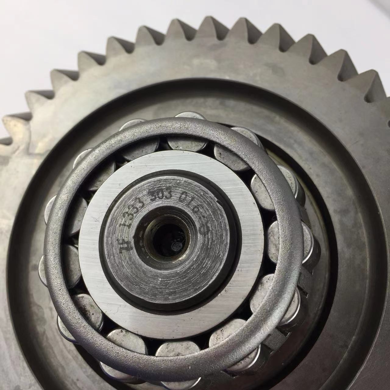 ZF 1333303016 Промежуточный вал коробки передач