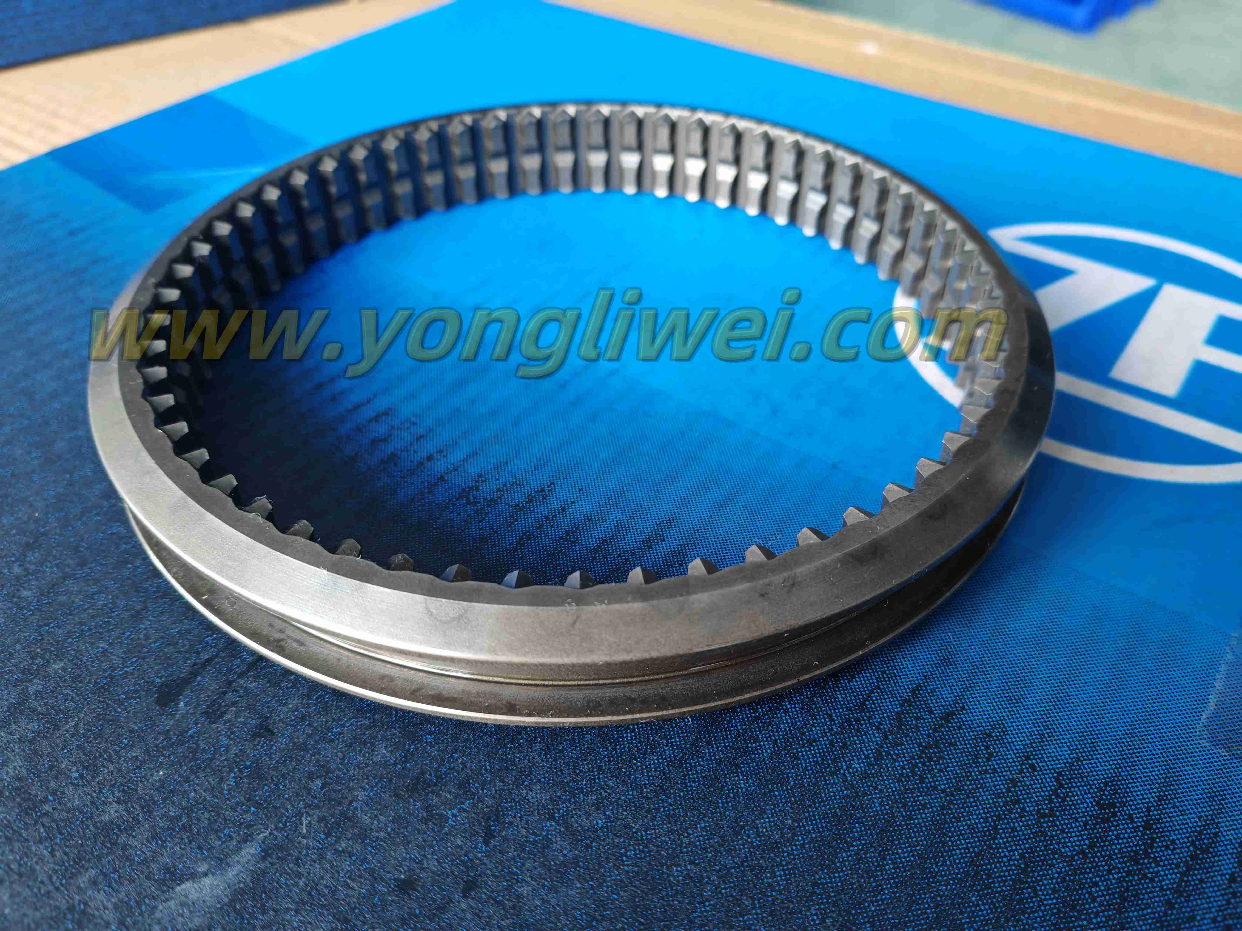 Оригинальный немецкий синхронизатор коробки передач ZF16S221 1356 304 023, втулка шестерни синхронизатора