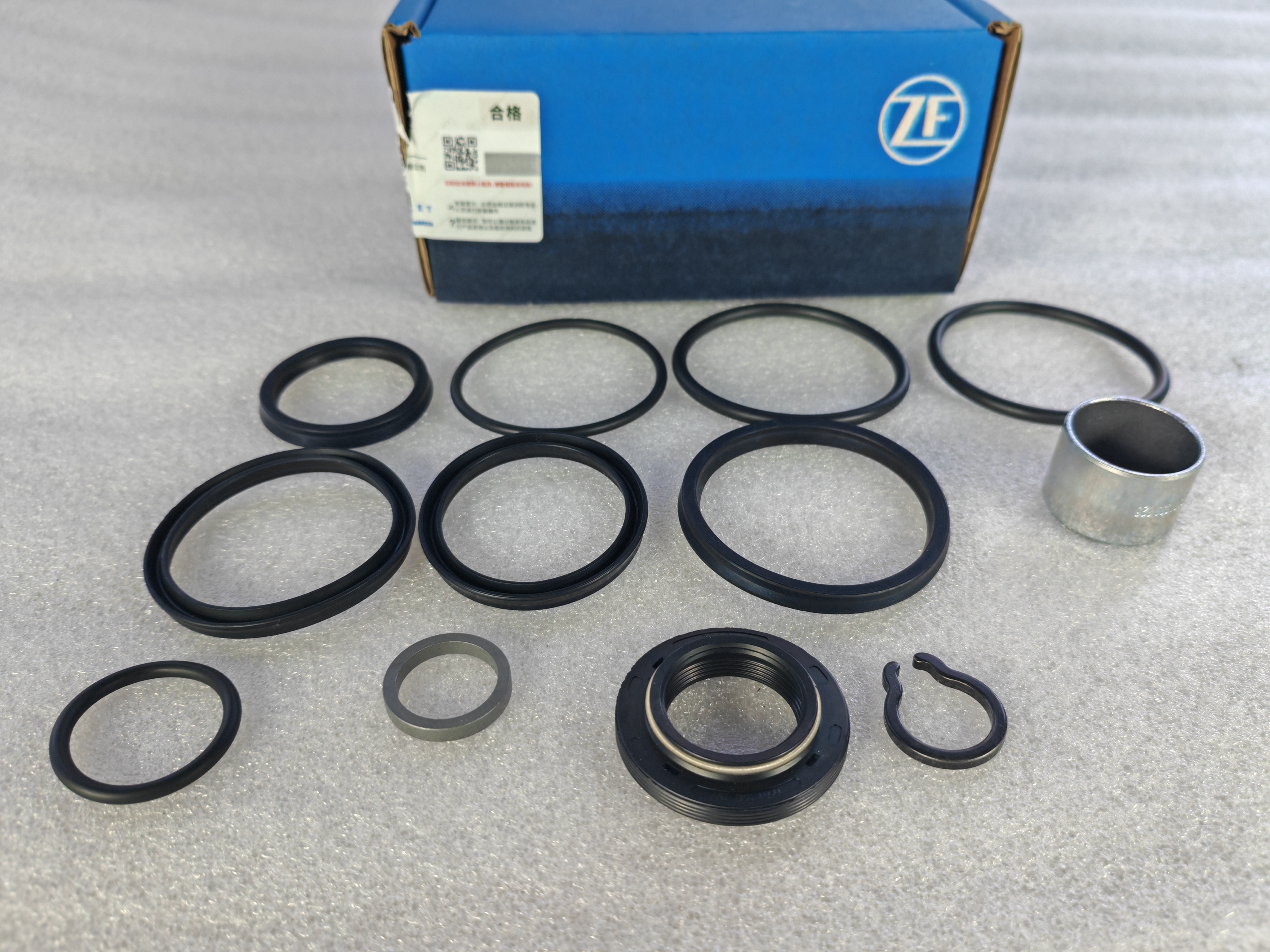 Ремкомплект цилиндра коробки передач ZF TRAXON 12TX2620 1358 298 009